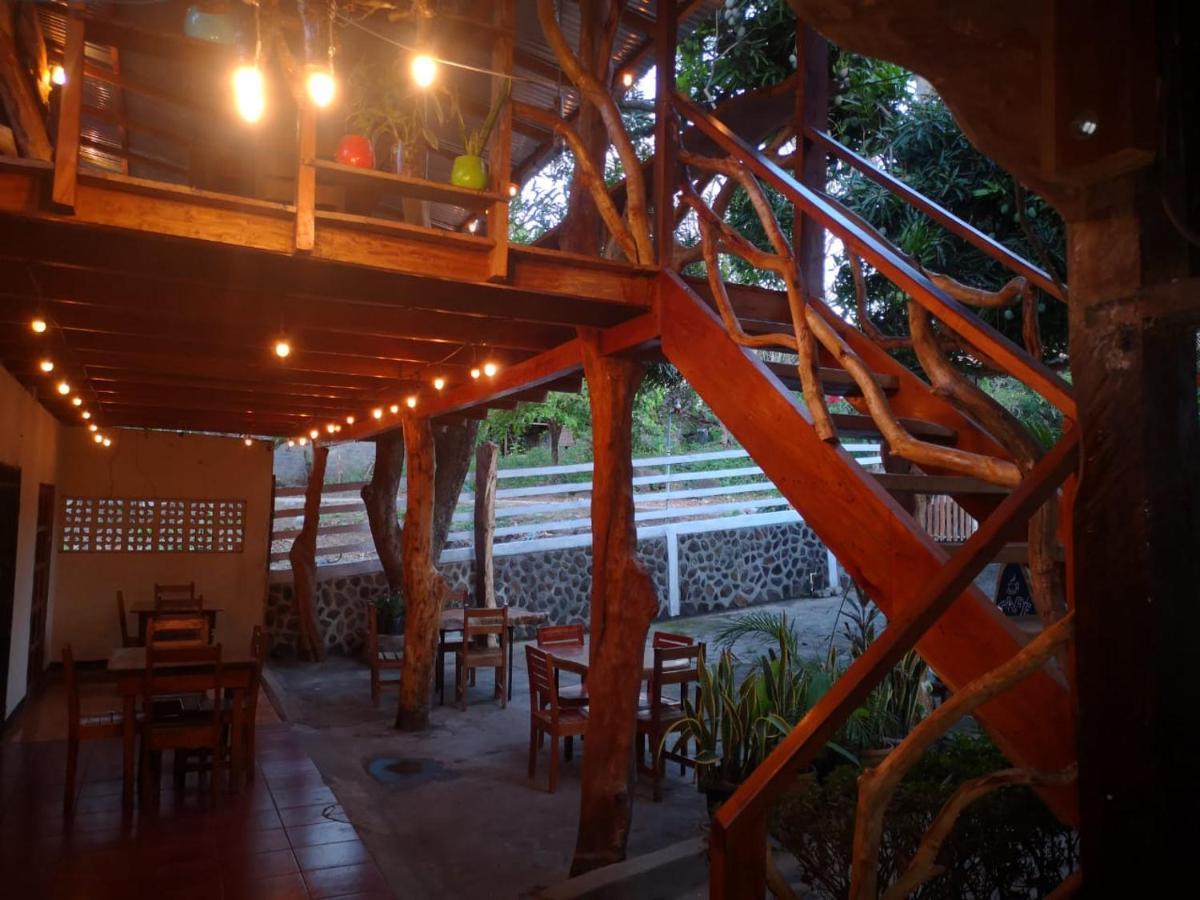 Hostal Asi Es Mi Tierra Бальге Экстерьер фото